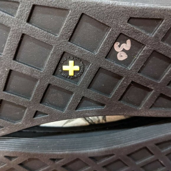 New DR. MARTENS Hackney Floral Skull Gray/White Canvas Boots Womens Size 7 - Picture 4 of 12